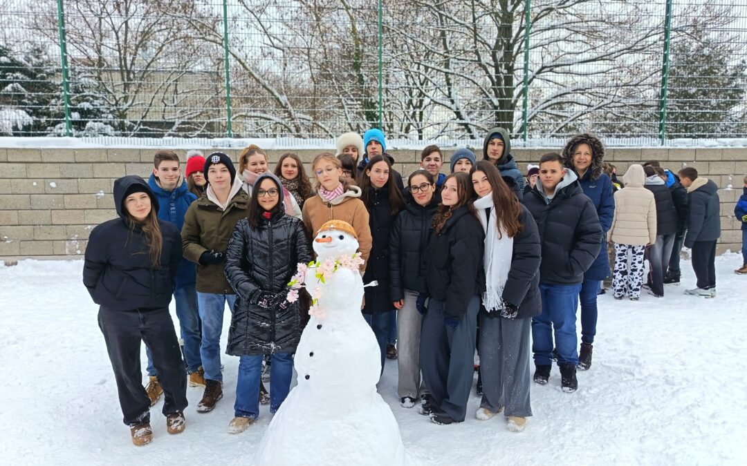 Hóemberkészítő verseny