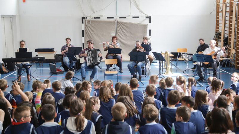 Az érdi Lukin László Alapfokú Művészeti Iskola hangszerbemutatója